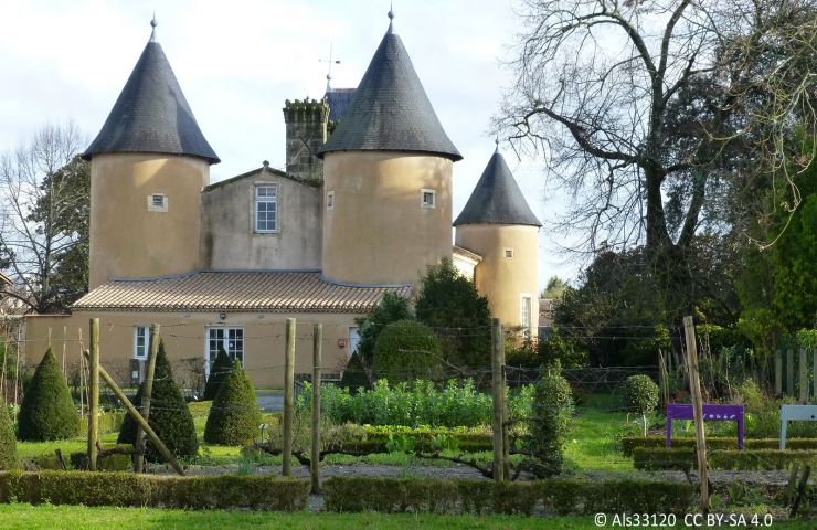 Centre d'art contemporain - Lescombes Castle