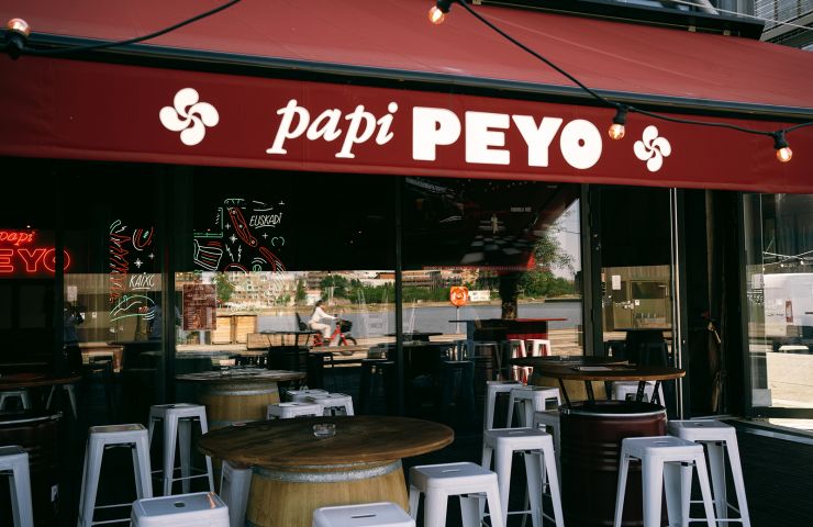 PAPI PEYO