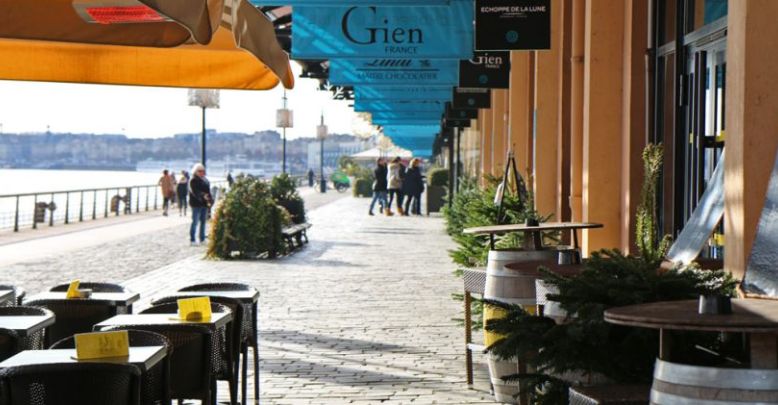 Chic and discount shopping all year round in B ...