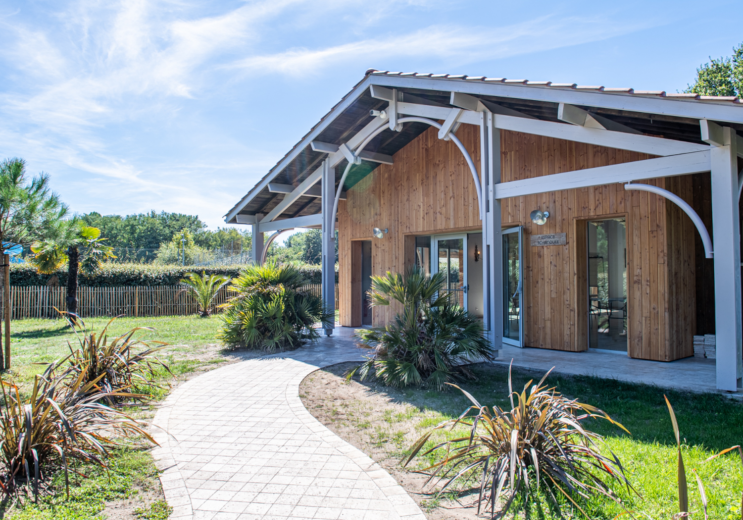 Le Domaine de la Forge, a 4* campsite open all ...